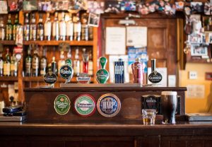 ¿Necesita tu bar un Community Manager?